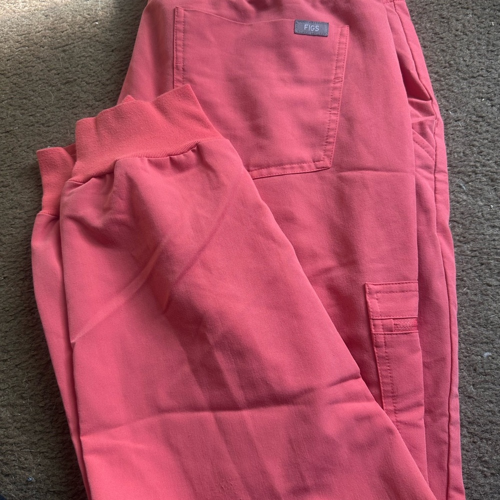 Figs Coral Scrub Pants
